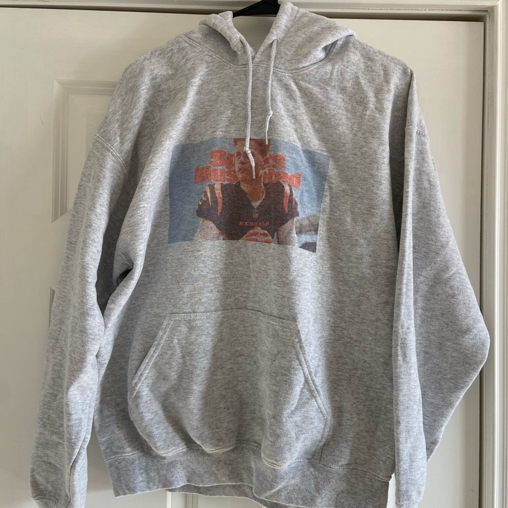 Bengals Joe Burrow sports illustrated hoodie